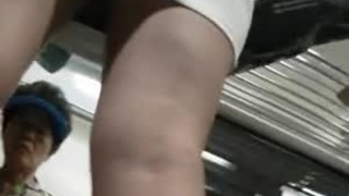南韓地鐵尾隨抄底偷拍美腿短裙~19 南韓地鐵尾隨抄底偷拍美腿短裙~19