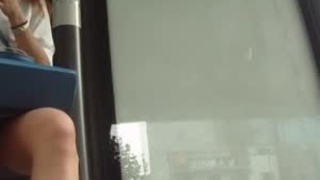 南韓地鐵尾隨抄底偷拍美腿短裙~05 南韓地鐵尾隨抄底偷拍美腿短裙~05