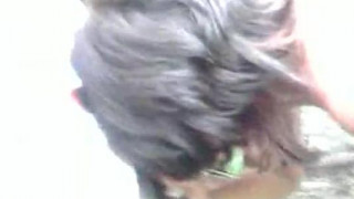 野外一帮男的干一个女的 野外一帮男的干一个女的