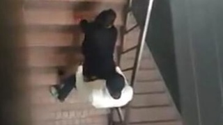 台女樓梯間大戰洋男 他路過偷拍GG了 台女樓梯間大戰洋男 他路過偷拍GG了
