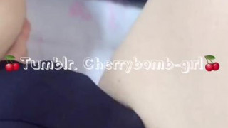 찌걱찌걱 소리나요 체리 또 발정났나봐요 또 오프 할 때 됐다는 신호ㅠ 자주하면 체리 걸레 되는뎅…?? ?tumblr. Cherrybomb-girl? 다시 시작해요 Commingsoon 팔로우 많이 해주세요????