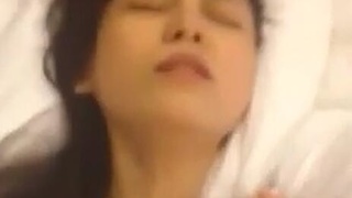 臉蛋身材淫叫聲都令人性奮不已 臉蛋身材淫叫聲都令人性奮不已