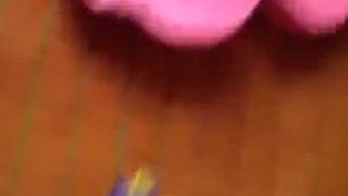 [自拍露臉]害羞小女友，一直遮臉不給拍！圓潤小籠包看起來超誘人，結果後面還是被看光光（有影）