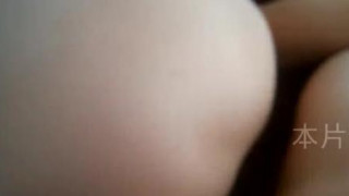 「我尿急~快點」小孩還在睡~夫妻把握時間來場快速砲(有影) 「我尿急~快點」小孩還在睡~夫妻把握時間來場快速砲(有影)