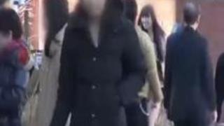 身長差20cm!「俺の彼女の身長181cmだけどなんか質問ある?」 身長差20cm!「俺の彼女の身長181cmだけどなんか質問ある?」