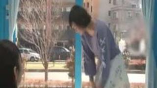 【マジックミラー号】超清楚なお姉さんがモテナイ君のために素股してたら誤って挿入→中出しされちゃったw 【マジックミラー号】超清楚なお姉さんがモテナイ君のために素股してたら誤って挿入→中出しされちゃったw