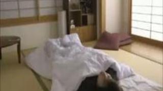 【フェラチオ】寝起きの彼女が即座にフェラ!?主観目線で… 【フェラチオ】寝起きの彼女が即座にフェラ!?主観目線で…