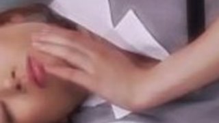 宮沢敬人、3人のショーで2人の男の子を抱きました 宮沢敬人、3人のショーで2人の男の子を抱きました