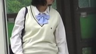 【jkオナニーxvideos盗撮動画】学校帰りのjkがバスを待ってる間に茂みに隠れてオナニー。 【jkオナニーxvideos盗撮動画】学校帰りのjkがバスを待ってる間に茂みに隠れてオナニー。