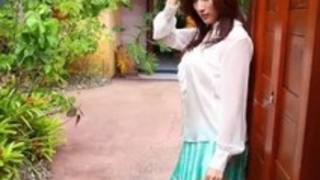 南国の海に映える色白美白おっぱいとサーモンピンクの乳輪【Julia】 南国の海に映える色白美白おっぱいとサーモンピンクの乳輪【Julia】