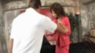 なつみみつは、彼女が性交前に吸い込まディックスから顔に兼を取得します なつみみつは、彼女が性交前に吸い込まディックスから顔に兼を取得します
