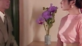 【無修正】若いセールスマンの肉棒をうっとりと咥える美人妻! 【無修正】若いセールスマンの肉棒をうっとりと咥える美人妻!