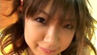 日本の十代の彼女の剃ったプッシーは無修正ハード犯される 日本の十代の彼女の剃ったプッシーは無修正ハード犯される