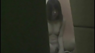 女子学生のシャワー盗撮によって捕獲 女子学生のシャワー盗撮によって捕獲