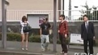 日本の女子高生公衆性交 日本の女子高生公衆性交