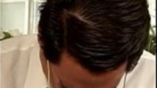 日本からの小さな雄鶏 日本からの小さな雄鶏
