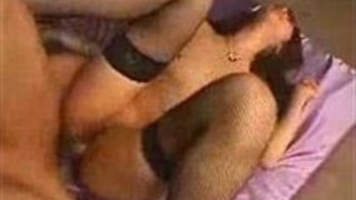 華奢な淫乱痴女がエロオヤジ2人と3PSEXでアソコとアナルに同時挿入される衝撃動画 華奢な淫乱痴女がエロオヤジ2人と3PSEXでアソコとアナルに同時挿入される衝撃動画