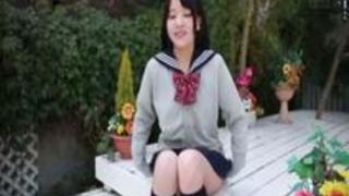 清楚で色白なパイパンJKにノーカットでガチ中出し 清楚で色白なパイパンJKにノーカットでガチ中出し