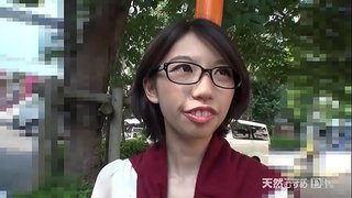 めがね素人 ~めがねが似合うアニオタをナンパしちゃいました~ つぐみ 1 めがね素人 ~めがねが似合うアニオタをナンパしちゃいました~ つぐみ 1