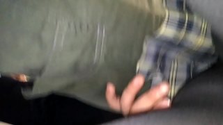 勃起する痴漢 勃起する痴漢
