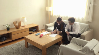 「先生に中出しされちゃったどうしよう…」親友J○の子宮に精子が届く前にクンニでザーメンを吸い取る女子○生 「先生に中出しされちゃったどうしよう…」親友J○の子宮に精子が届く前にクンニでザーメンを吸い取る女子○生