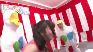パンチラ&胸チラてんこ盛り!素人限定!!人間マットツイ●ターゲーム パンチラ&胸チラてんこ盛り!素人限定!!人間マットツイ●ターゲーム